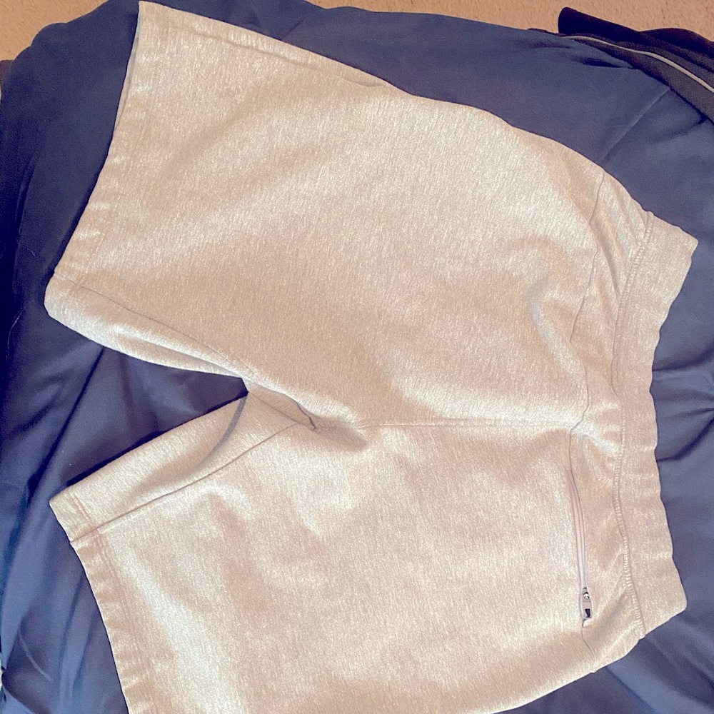 Used lululemon men grey shorts size large
